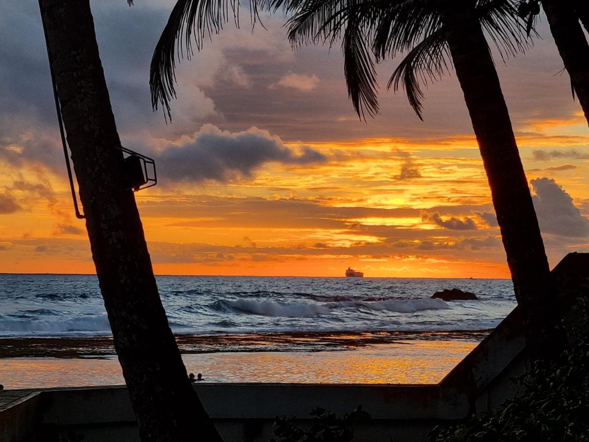 Rockside Cabanas Hotel ウナワトゥナ エクステリア 写真