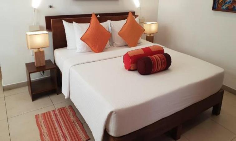 Rockside Cabanas Hotel ウナワトゥナ エクステリア 写真